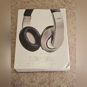 New! iWorld Signature Series Headphones Headset 3.5mm Adjustable Headband
